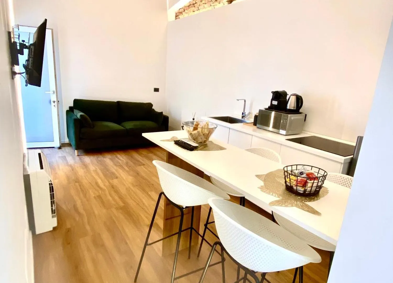 Salotto - Luxury Suites In The City カターニア 0*,  イタリア
