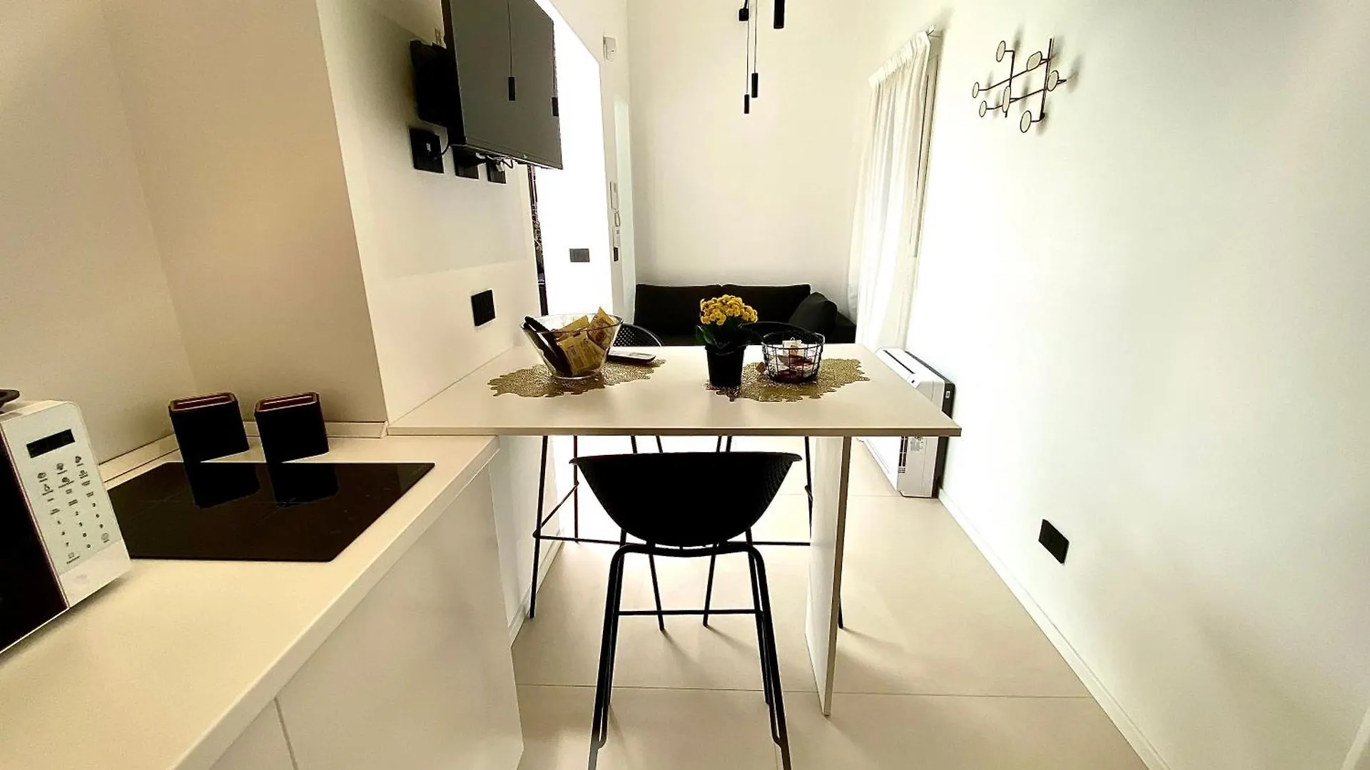 アパート Salotto - Luxury Suites In The City カターニア
